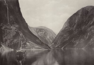 Naeroyfjorden från Vikingvang Hotel (s/v foto) av Norwegian Photographer