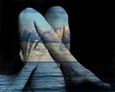 Legs sea, 2022 (digital blandteknik) av Olivia Gozzano