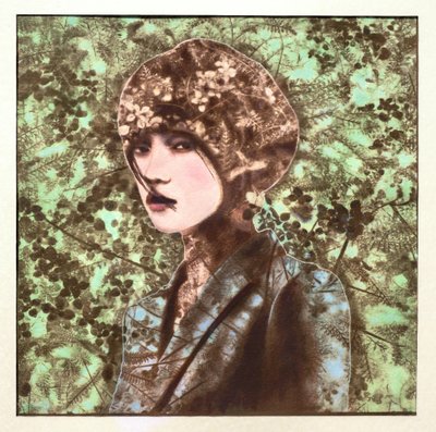 Ritratto in ciano 2022,(cyanotypi blandteknik på papper) av Olivia Gozzano