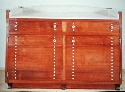 Sideboard av Otto Wagner