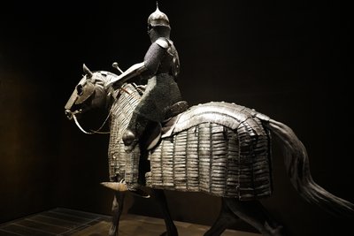 Ottomansk rustning föreställande en ryttare och en häst, slutet av 1400-talet - början av 1500-talet (metallarbete) av Ottoman School