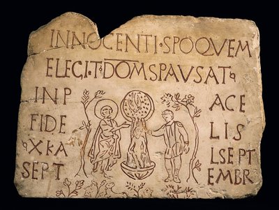 Gravsten med inskription och Kristi dop, tidig kristen tid, 300-talet av Paleo Christian