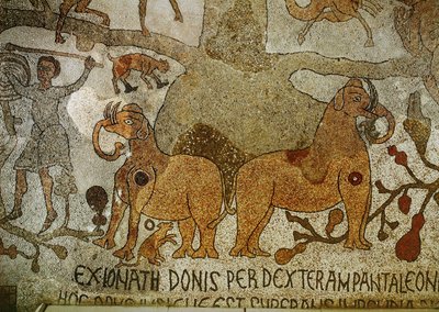 Två elefanter vid rötterna av Livets träd från (mosaik) av Pantaleone Pantaleone