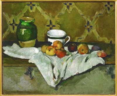 Nature Morte avec pot, tasse et pommes, Stilliv med kruka, kopp och äpplen (målning) av Paul Cezanne