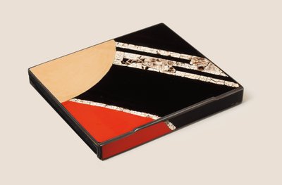 Cigarettfodral, ca 1929 (lackerad metall & äggskal) av Paul Emile Brandt