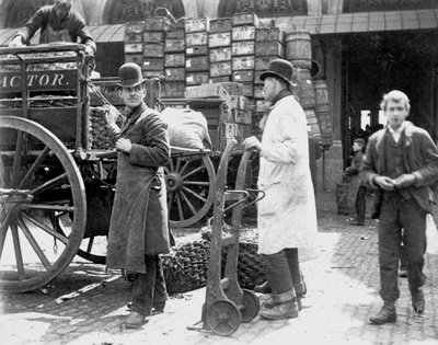 Lossning på Billingsgate Market, London, 1893 av Paul Martin