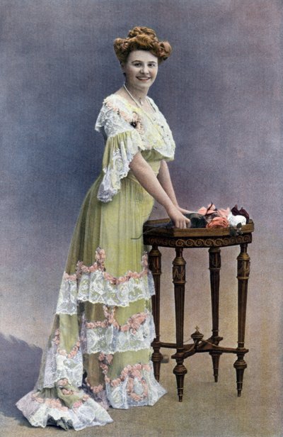 Franska komikern Blanche Toutain, foto av Paul Nadar från franska tidningen "Le Theatre" februari 1905 av Paul Nadar