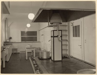 [Tomt kök] av Paul Wolff