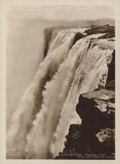 Victoriafallen, huvudfallet från Livingstone Island (s/v foto) av Percy M. Clark