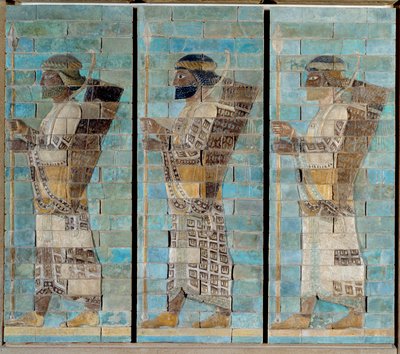 Bågskyttarnas fris, från Darius I:s palats, kungen av Persien, i Susa (600-talet f.Kr.). Mailad tegelreliefbotten. 510 f.Kr. Paris, Louvren. av Persian School