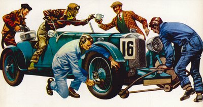 En Aston Martin racerbil, årgång 1932, som vann många lopp av Peter Jackson