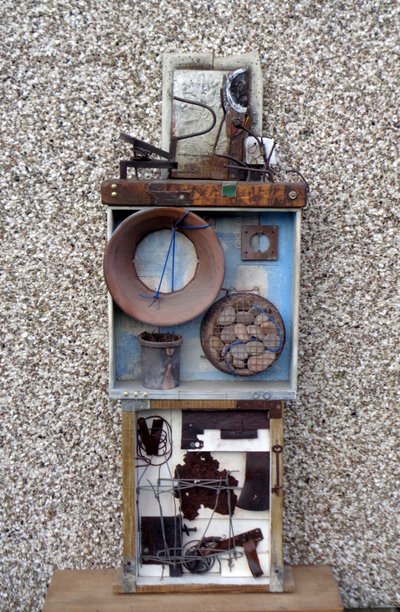 TRIPTYCH SCULPTURE. 2021 (skulptur) av Peter McClure