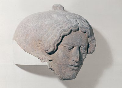 Huvud av en kvinna, fragment av en sarkofag av Phoenician