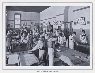 Sloyd Woodwork Class, Victoria (s/v foto) av Photographer Australian