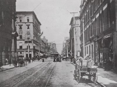 Looking Up Yonge Street, Corner of King, Toronto (s/v foto) av Photographer Canadian
