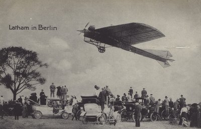 Franske flygaren Hubert Latham i Berlin (s/v foto) av Photographer German