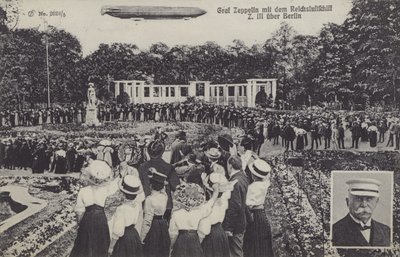 Graf Ferdinand von Zeppelin och hans luftskepp LZ III över Berlin (s/v foto) av Photographer German