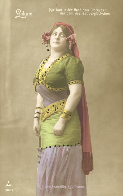 Hedwig Franzillo Kauffman som Lakme (färgfoto) av Photographer German