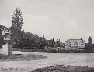Palace in the Great Garden (s/v foto) av Photographer German