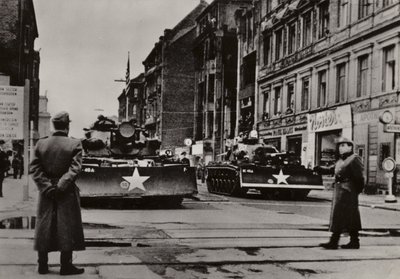 Särskilt allvarliga provokationer startade mellan 24 och 28 oktober 1961 när tungt beväpnade amerikanska soldater, med stöd av stridsvagnar, upprepade gånger kränkte den tyska demokratiska republikens statsgräns (s/v foto) av Photographer German