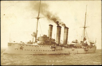 Foto Krigsfartyg Tyskland, S. M. S. Berlin av Photographer German