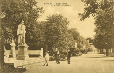 Siegesallee och staty av Kaiser Wilhelm I, Berlin (s/v foto) av Photographer German