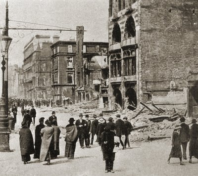 Dublin efter påskupproret, april 1916 (s/v foto) av Photographer Irish