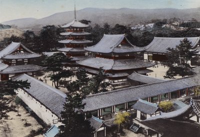 Japan, ca 1912: Horyu-ji, det äldsta buddhistiska templet i Japan, byggt för cirka 1300 år sedan, Yamato (foto) av Photographer Japanese