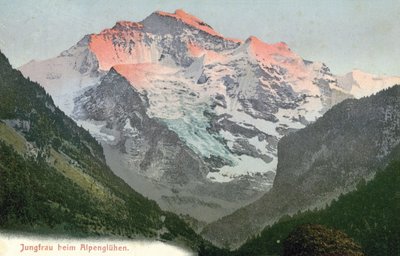 Alpenglow, Jungfrau, Schweiz (färgfoto) av Photographer Swiss