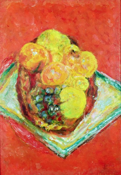 Persikor och vindruvor på en röd duk, ca 1943 (olja på duk) av Pierre Bonnard