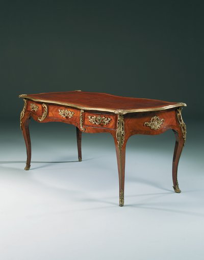 Louis XV platt skrivbord av Pierre Roussel