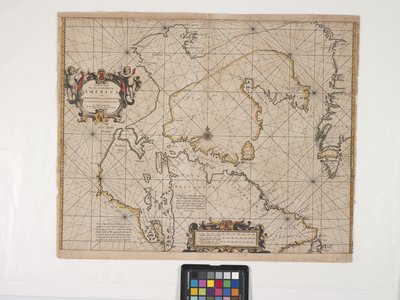 Ny karta över Amerikas nordöstligaste kust (gravyr med handfärgning på benvitt papper) av Pieter Goos
