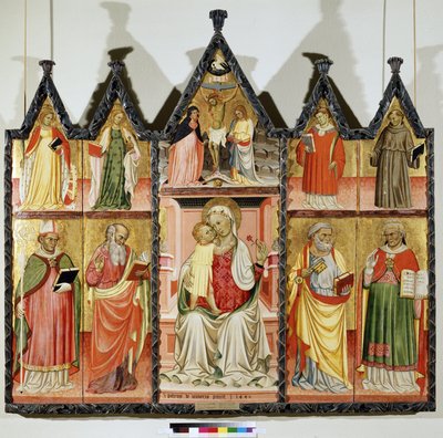 Polyptyk av jungfrun och barnet med heliga. Överst till vänster: Sankta Katarina av Alexandria och Sankta Maria Magdalena. I mitten runt Kristus på korset med inskriptionen ""INRI"" (I.N.R.I.). Jungfru Maria och Sankt Johannes. Överst till höger: S av Pietro di Giovanni Lianori