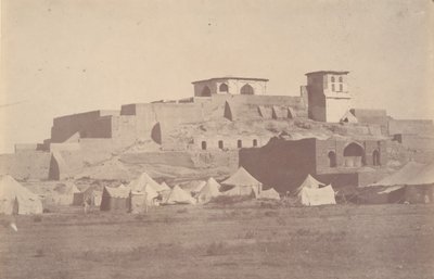 [Ett persiskt citadell i omgivningarna av Sultaniye], 1840-60-talen. av Possibly by Luigi Pesce.