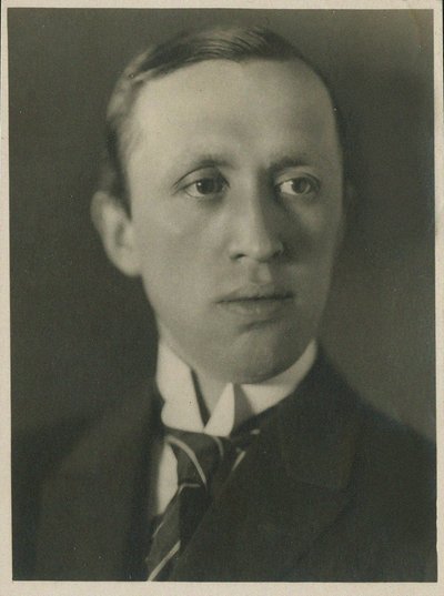 Porträtt av Karel Capek 1890-1938, 1930. av Prague . Photo studio Vanek