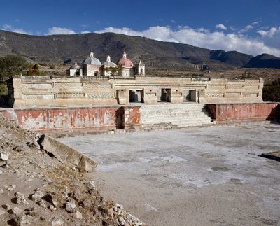 Vy över kolumnpalatset av Pre Columbian Pre Columbian