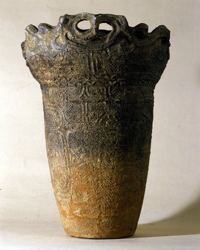 Stor terrakottavas från Jomon-perioden (förhistorisk period i Japan). Rom, Nationalmuseet för orientalisk konst. av Prehistoric Prehistoric