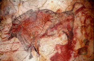 Förhistoria: "" bison i vila"" hällmålning av övre paleoloitikum (magdalenska) (mellan 16500 och 14000 år sedan) stenålderns bisongrotta, Altamira, Santander, Spanien av Prehistoric Prehistoric