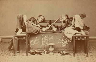 [Opiumrökare], 1870-talet. av Pun Lun