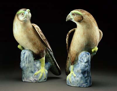 Ett par famille rosenhökar (porslin) av Qing Dynasty Chinese School