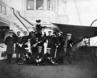 Gruppporträtt ombord på den kungliga yachten Victoria och Albert, Köpenhamn, 1908. av Queen Alexandra