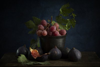 Stilleben med druvor och fikon av Ramiz Sahin