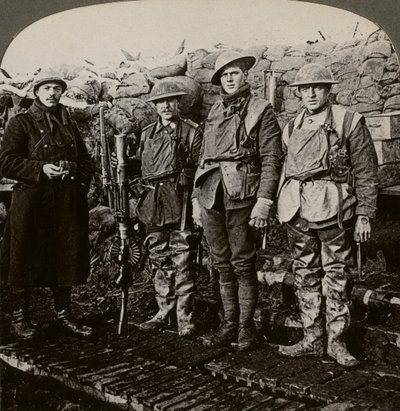 Lewis maskingevärsskyttar, Hollebeke, Belgien, första världskriget, 1914-1918. av Realistic Travels Publishers