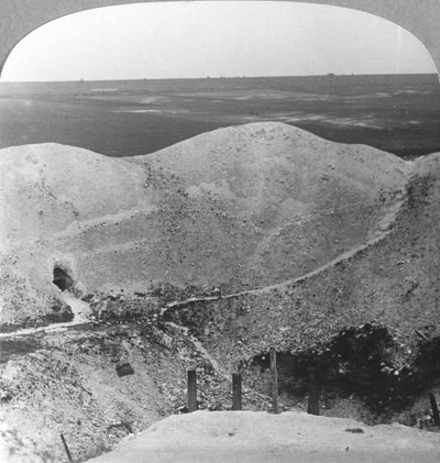 Gruvkrater vid La Boisselle, Somme, Frankrike, första världskriget, c1916-c1918 av Realistic Travels Publishers