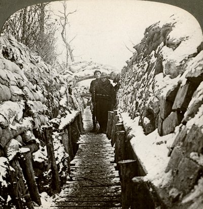 Vinter i de belgiska skyttegravarna i Nieuwpoort, Belgien 1900-talet. av Realistic Travels Publishers