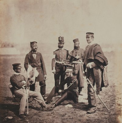 Brigadgeneral Charles Thomas Van Straubenzee (1812-92) och Officers of the Buffs, från ett album med 52 fotografier associerade med Krimkriget, 1855 av Roger Fenton