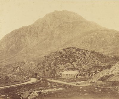 Mount Tryfan, från Llyn Ogwen av Roger Fenton