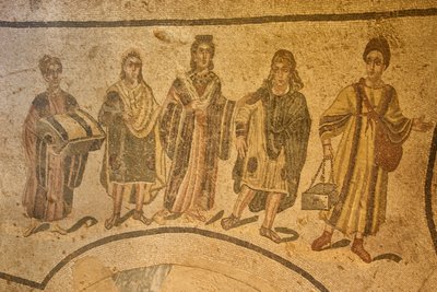 Ingång till terman, golvmosaik, Villa Romana del Casale, Piazza Armerina, Sicilien, Italien (foto) av Roman
