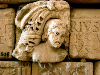Huvud, fragment av en sarkofag, c.1:a århundradet av Roman