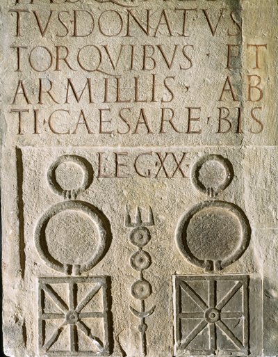 Inskrivna insignier av Twentieth Victorious Valerian Legion, romersk legion uppvuxen under 1:a århundradet e.Kr. av Roman